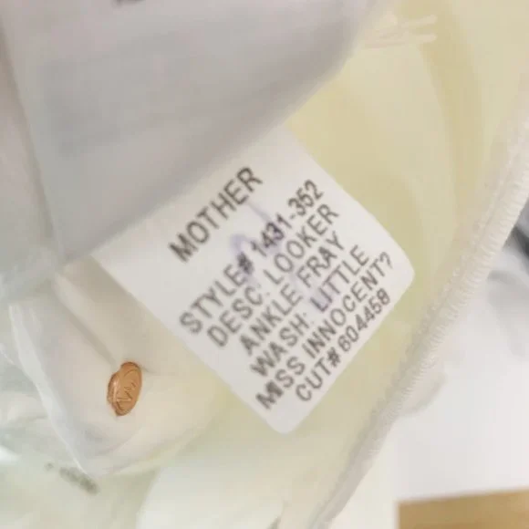 MOTHER Denim NWT White Looker Ankle Fray Raw Hem Jeans Little Miss Innocent 26 - Picture 15 of 16